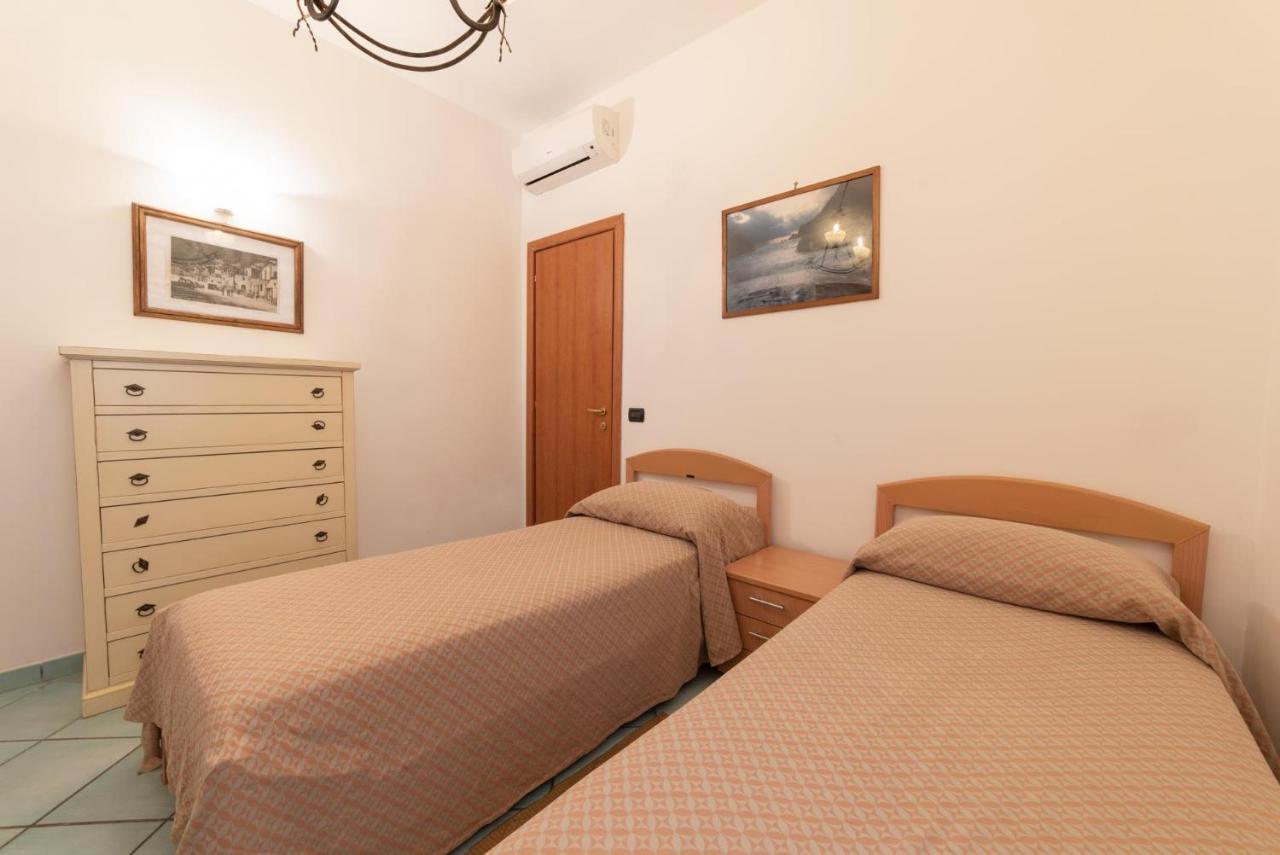 Апарт отель Olga'S Relais Масса-Лубренсе Экстерьер фото